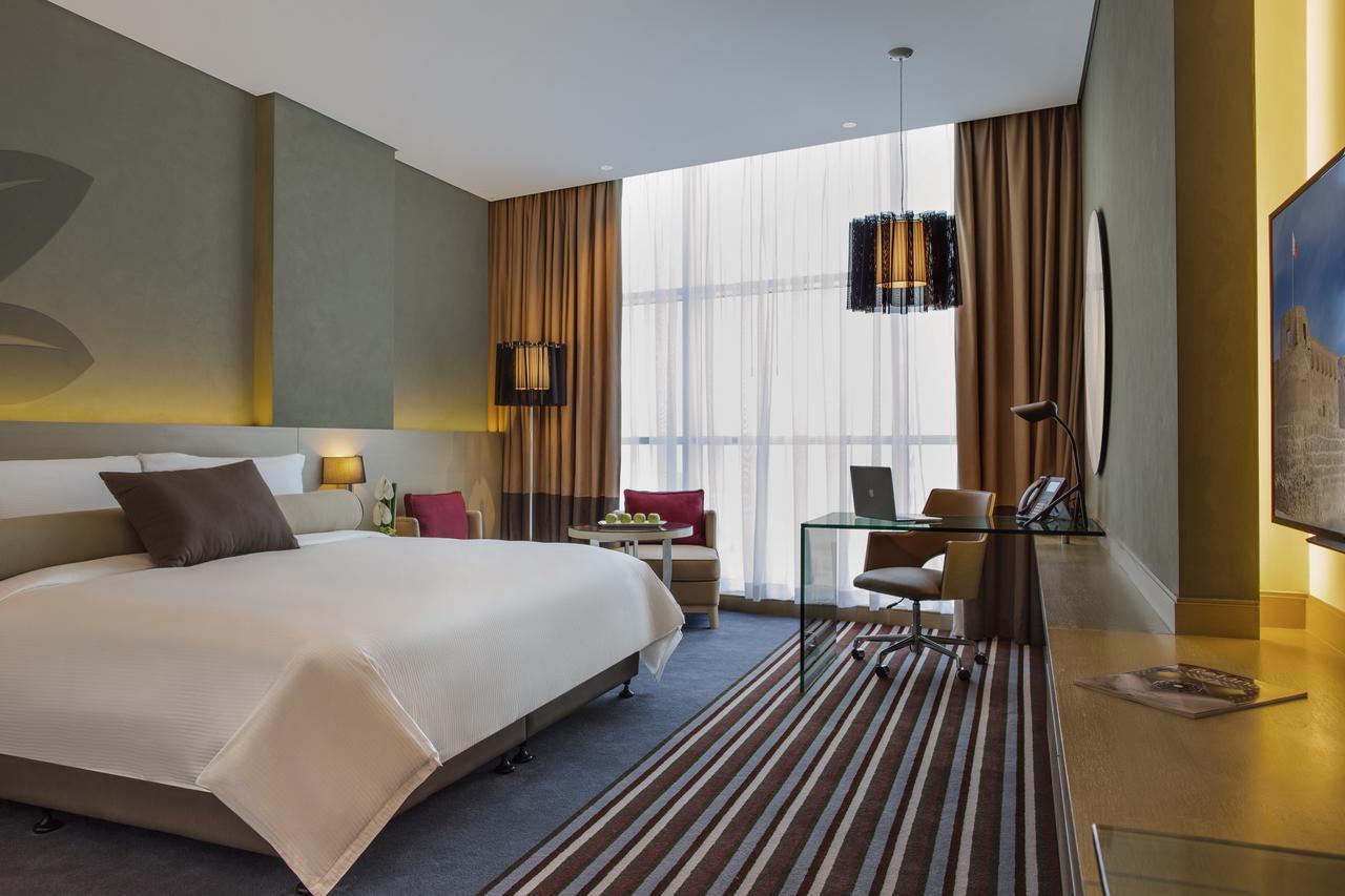 Downtown Rotana Hotel Manama Luaran gambar