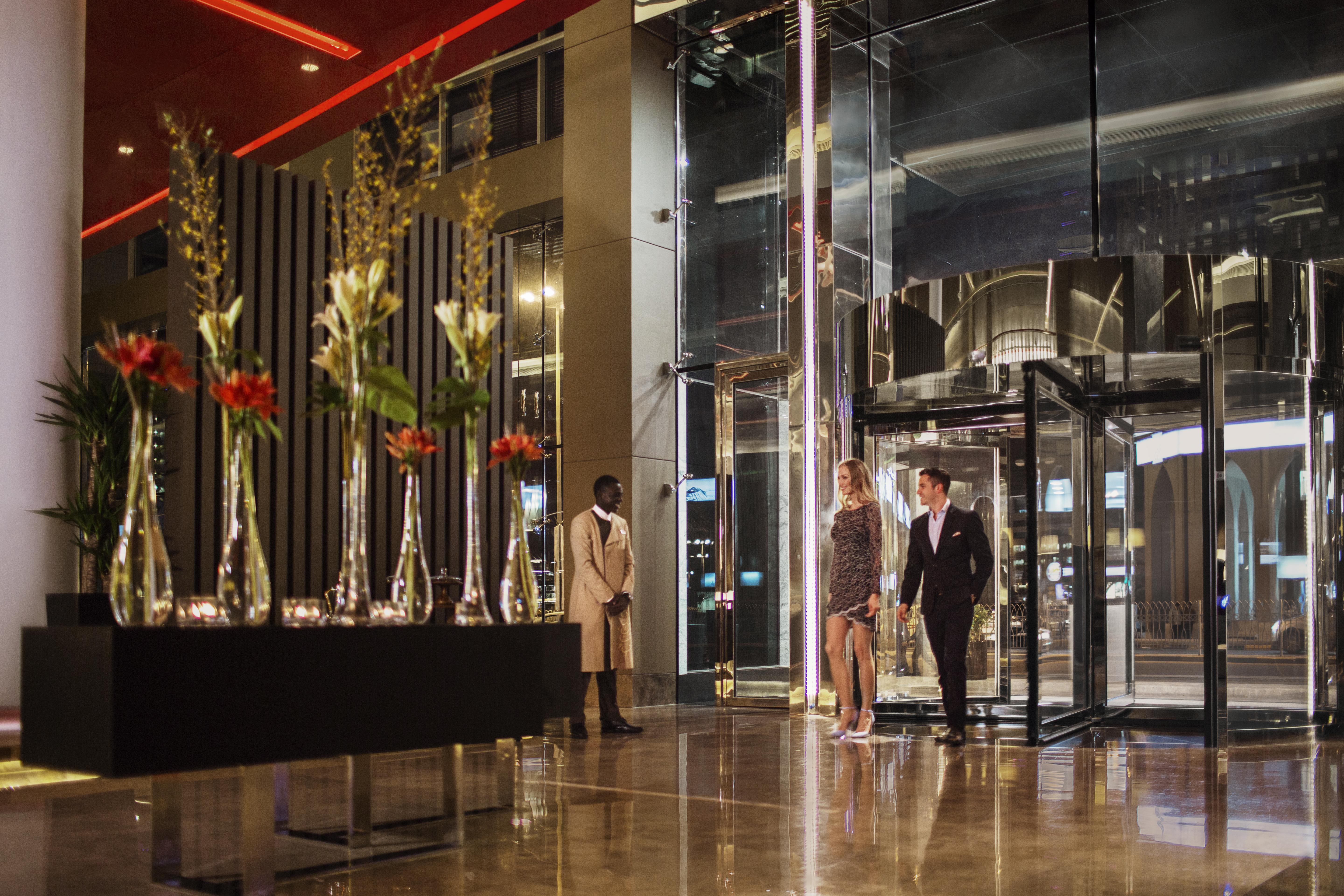 Downtown Rotana Hotel Manama Luaran gambar Lobby