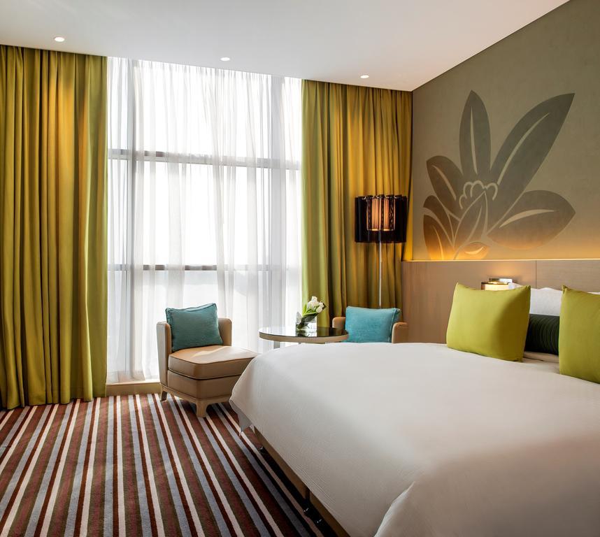 Downtown Rotana Hotel Manama Luaran gambar Deluxe Room